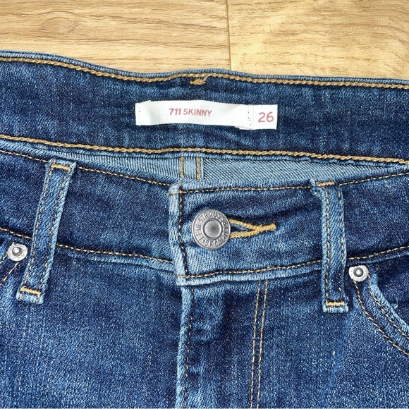 Levi's Dark Blue Distressed Skinny Jeans - Picture 2 of 3